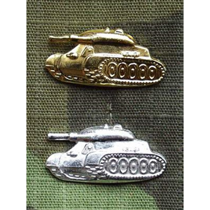 Značení: Znak rozlišovací - tankové vojsko - levý stříbrný
